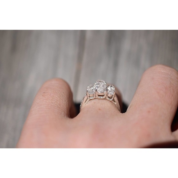 Raw Crystal Ring, Raw Stone Ring, Rings for Women, Stacking Ring, Raw Ge… - Picture 2 of 4